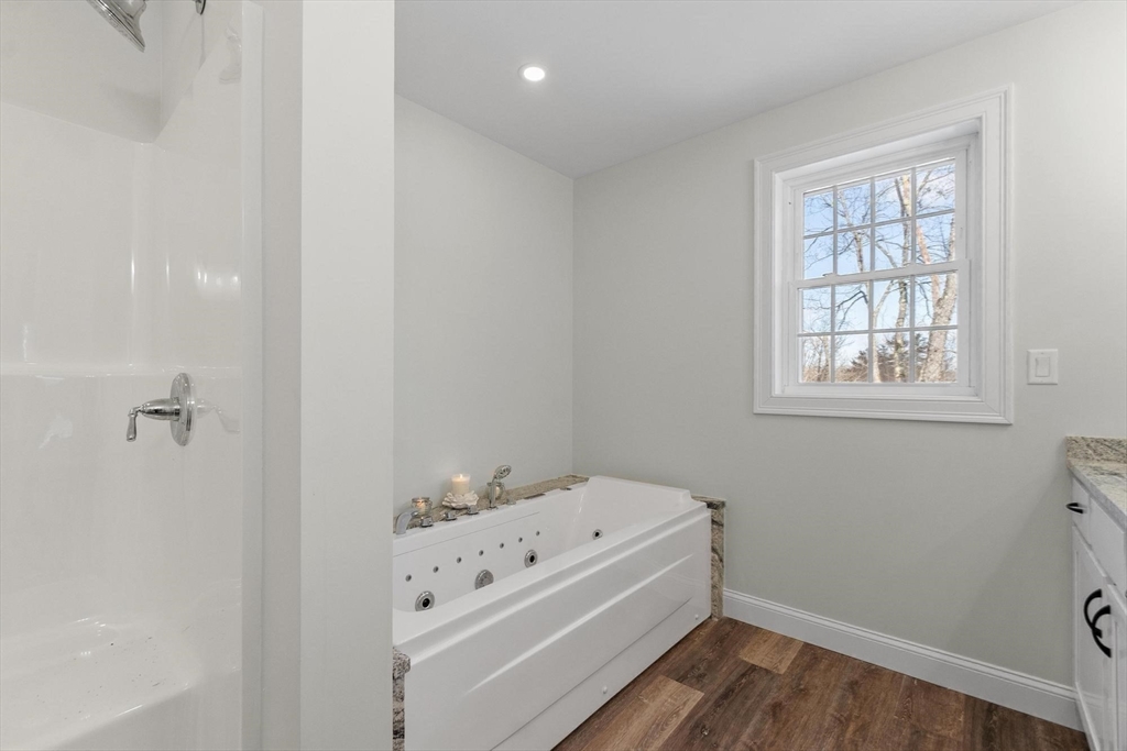 72 A Cottage Lane, Unit LEFT HALF) Templeton, MA 01468 - Photo 20 of 40