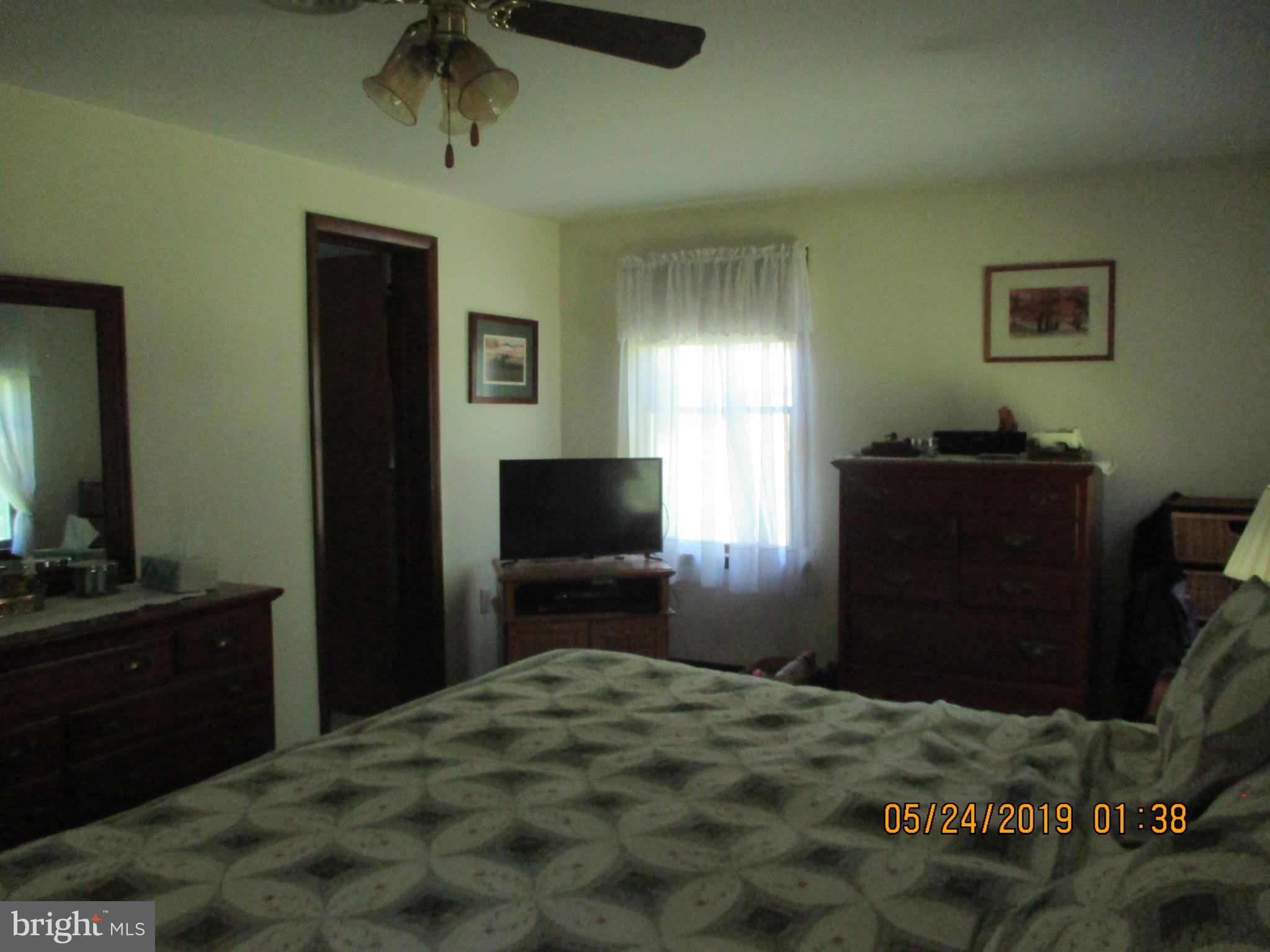 14642 Orchard Ridge Road Hancock, MD 21750 - Photo 19 of 43 Room for a king size bed in the master bedroom