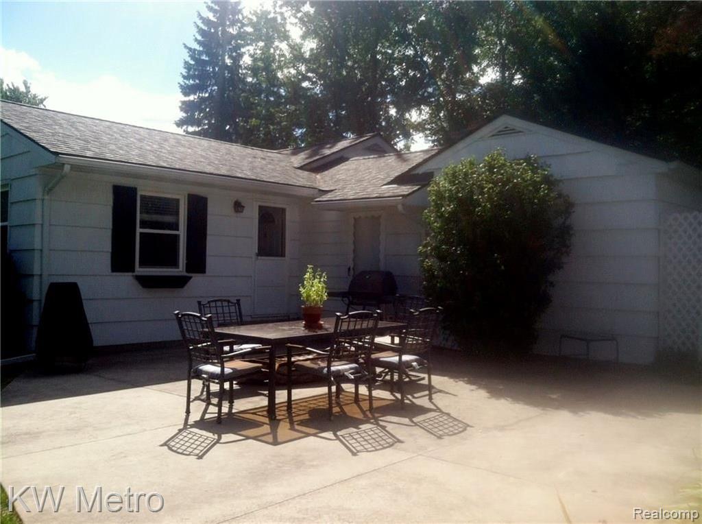 47470 Greenview Road Utica, MI 48317 - Photo 12 of 17
