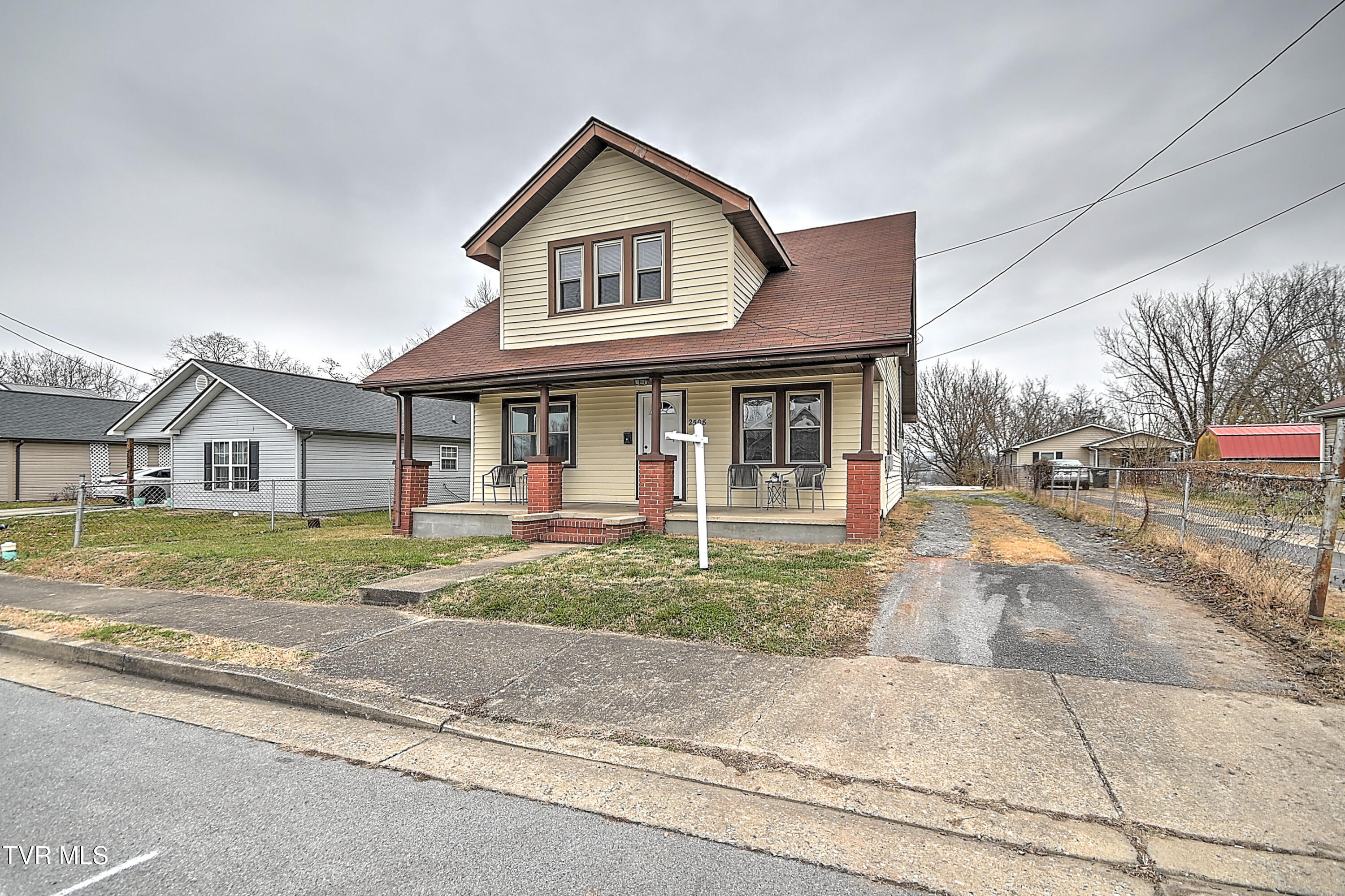 2508 Overlook Road Kingsport, TN 37664 - Photo 3 of 39 2508 Overlook CP-3