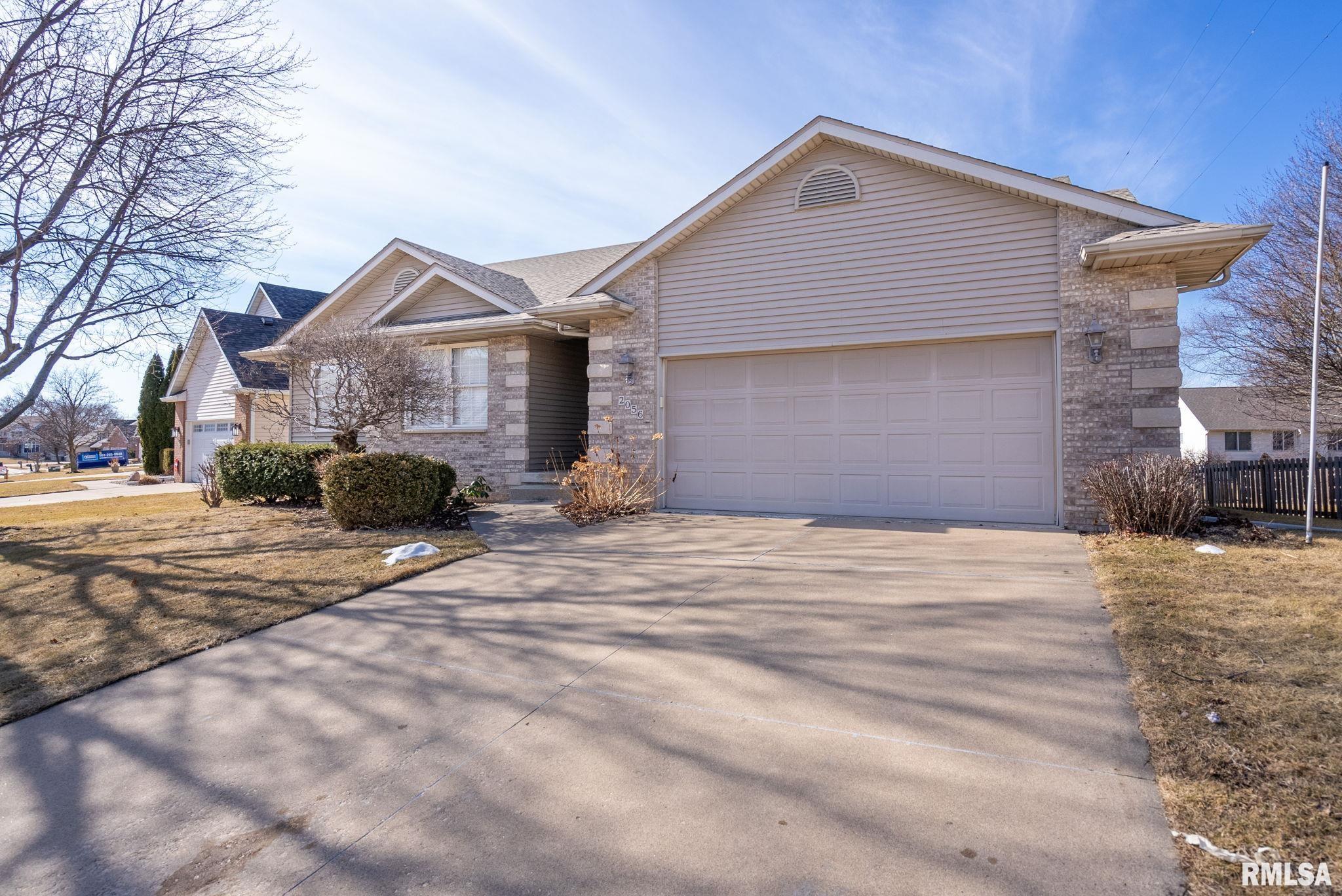 2056 Plum Tree Road Bettendorf, IA 52722 - Photo 2 of 44 Gallery Image 2