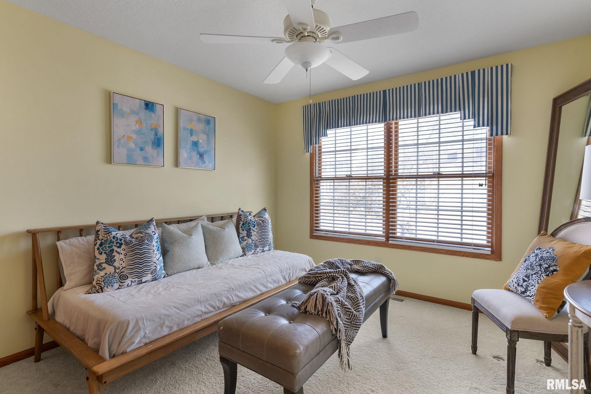2056 Plum Tree Road Bettendorf, IA 52722 - Photo 23 of 44 Gallery Image 23