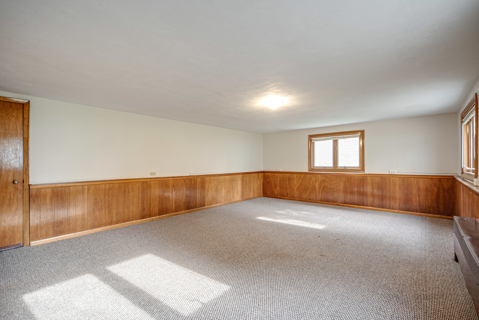 108 South Mt Prospect Road Mount Prospect, IL 60056 - Photo 15 of 24