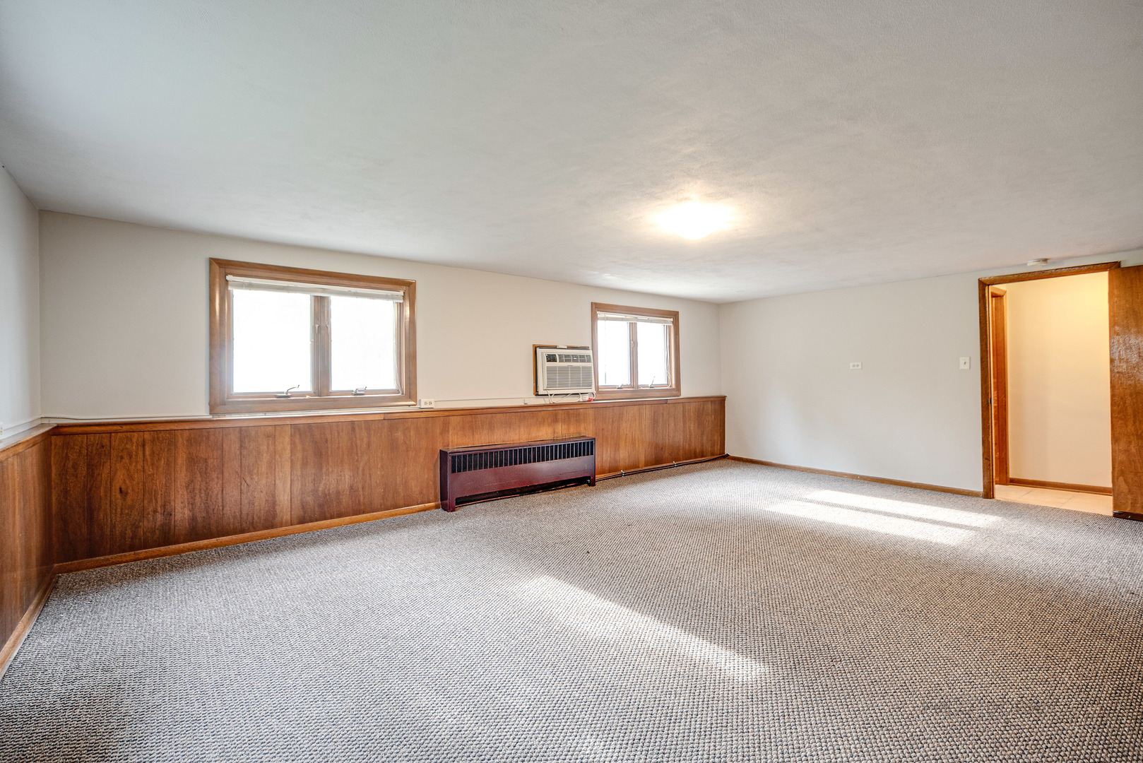 108 South Mt Prospect Road Mount Prospect, IL 60056 - Photo 16 of 24