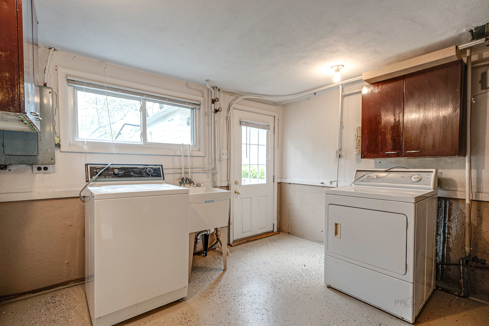 108 South Mt Prospect Road Mount Prospect, IL 60056 - Photo 18 of 24