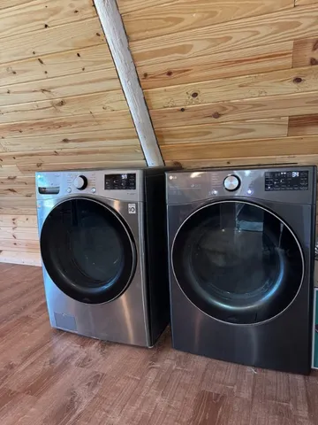 $449,900 | 1115 County Road 220, Florence, TX 76527