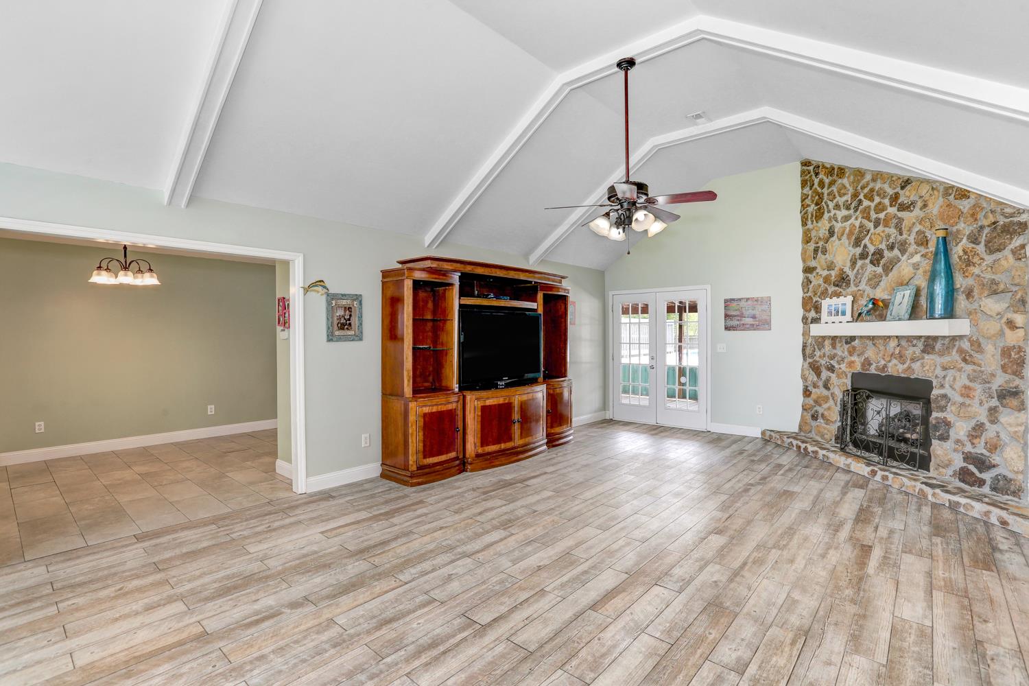 29068 McKee Road Toney, AL 35773 - Photo 3 of 23