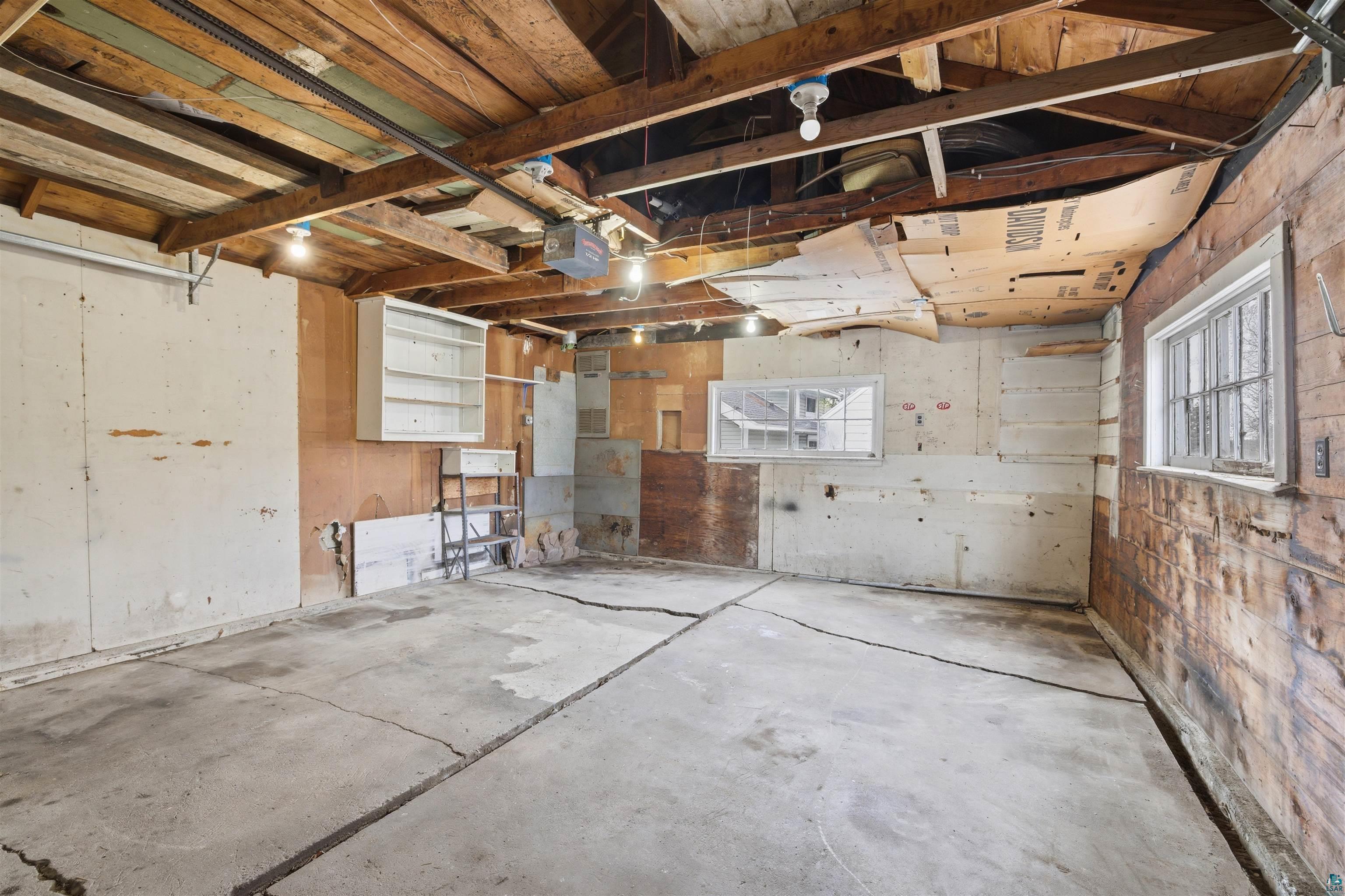 726 Summit Street Eveleth, MN 55734 - Photo 23 of 29 Garage with a garage door opener