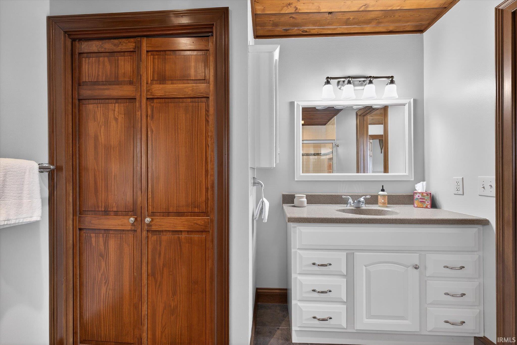 3750 East Cleve Butcher Road Bloomington, IN 47401 - Photo 18 of 36