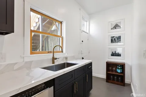 $599,000 | 4300-4304 West Street, Oakland, CA 94608