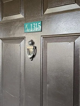 $1,700 | 13815 Fairway Island Drive, Unit 1315, Orlando, FL 32837