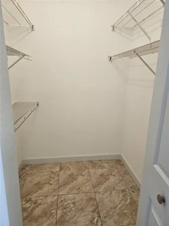 $1,700 | 13815 Fairway Island Drive, Unit 1315, Orlando, FL 32837