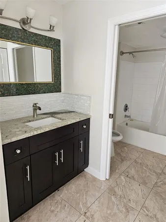 $1,700 | 13815 Fairway Island Drive, Unit 1315, Orlando, FL 32837