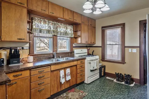 $399,900 | 16905 West State Road, Pecatonica, IL 61063