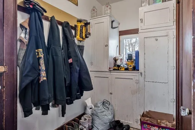 $435,900 | 16905 West State Road, Pecatonica, IL 61063