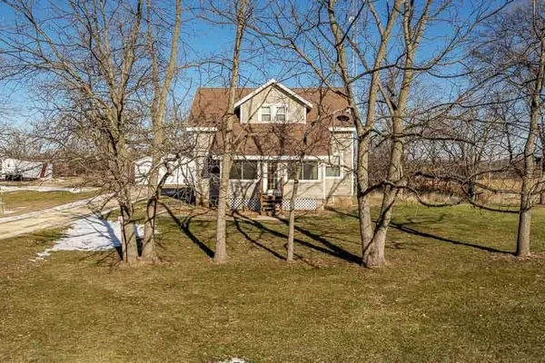 $399,900 | 16905 West State Road, Pecatonica, IL 61063