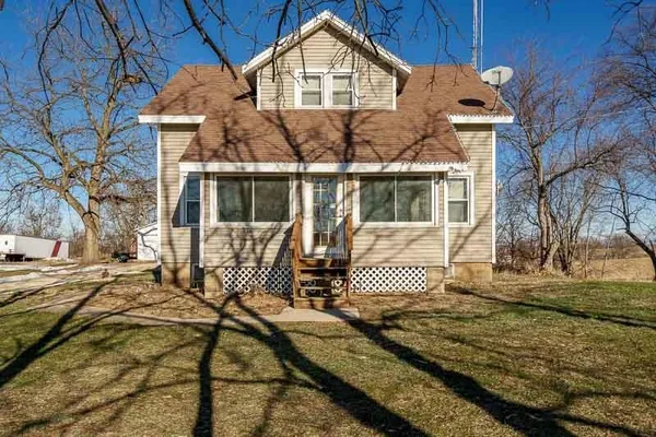 $399,900 | 16905 West State Road, Pecatonica, IL 61063