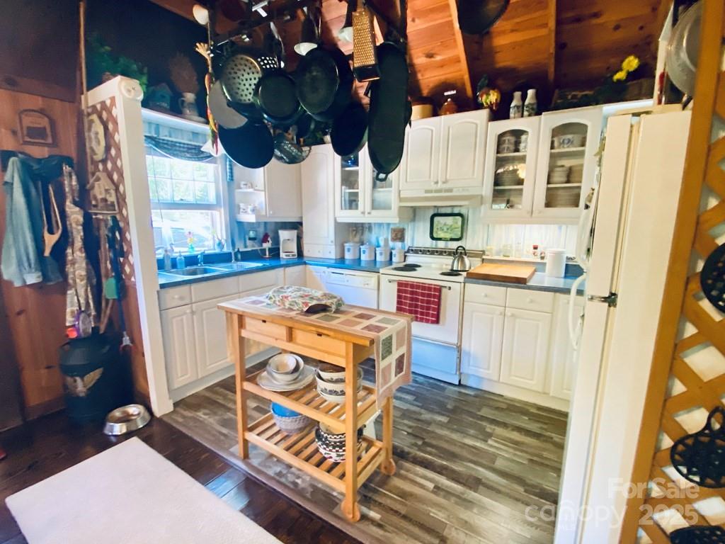 100 Crosspatch Drive Bryson City, NC 28713 - Photo 15 of 48