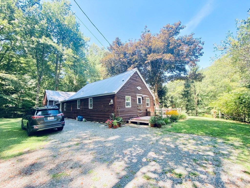 100 Crosspatch Drive Bryson City, NC 28713 - Photo 4 of 48
