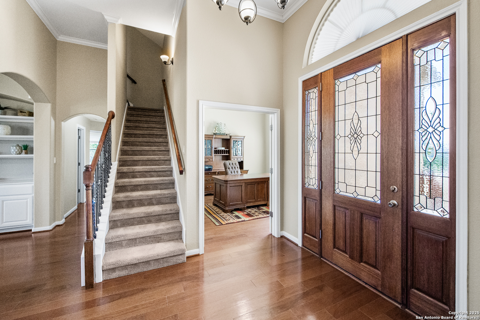 123 Dodder Lane Spring Branch, TX 78070 - Photo 6 of 72 a view of a hallway with wooden floor and entryway