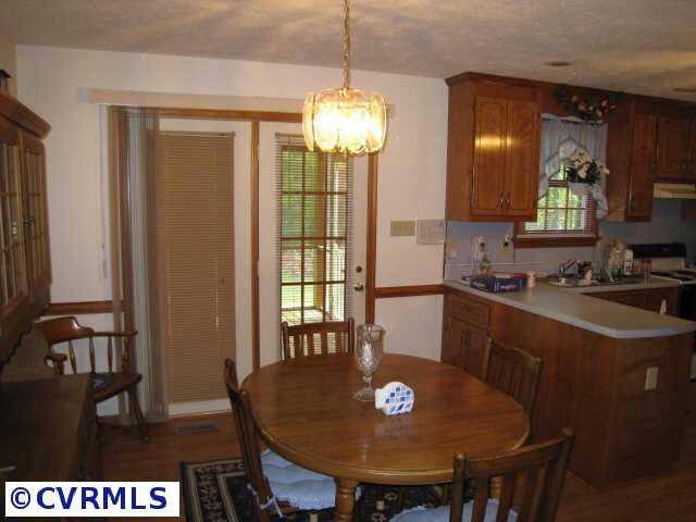 1625 Quaker Road Quinton, VA 23141 - Photo 4 of 5 Gallery Image 4