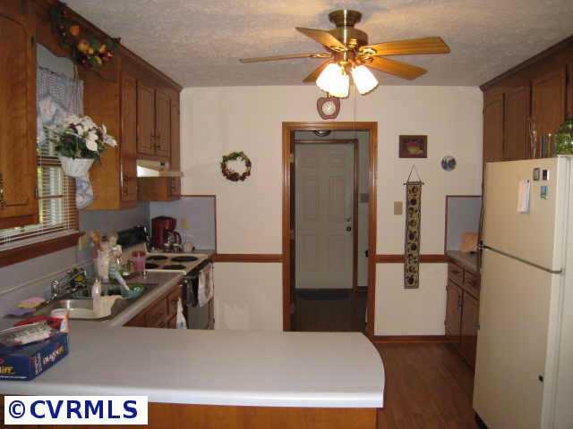 1625 Quaker Road Quinton, VA 23141 - Photo 5 of 5 Gallery Image 5