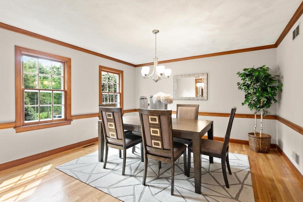 25 Valleyfield Street Lexington, MA 02421 - Photo 13 of 30