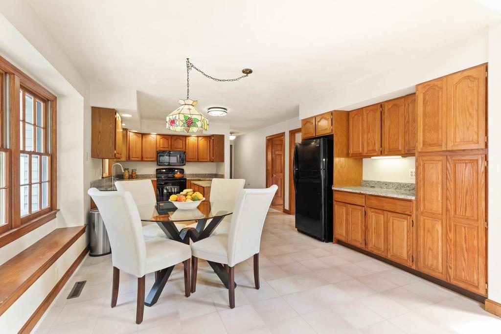 25 Valleyfield Street Lexington, MA 02421 - Photo 15 of 30