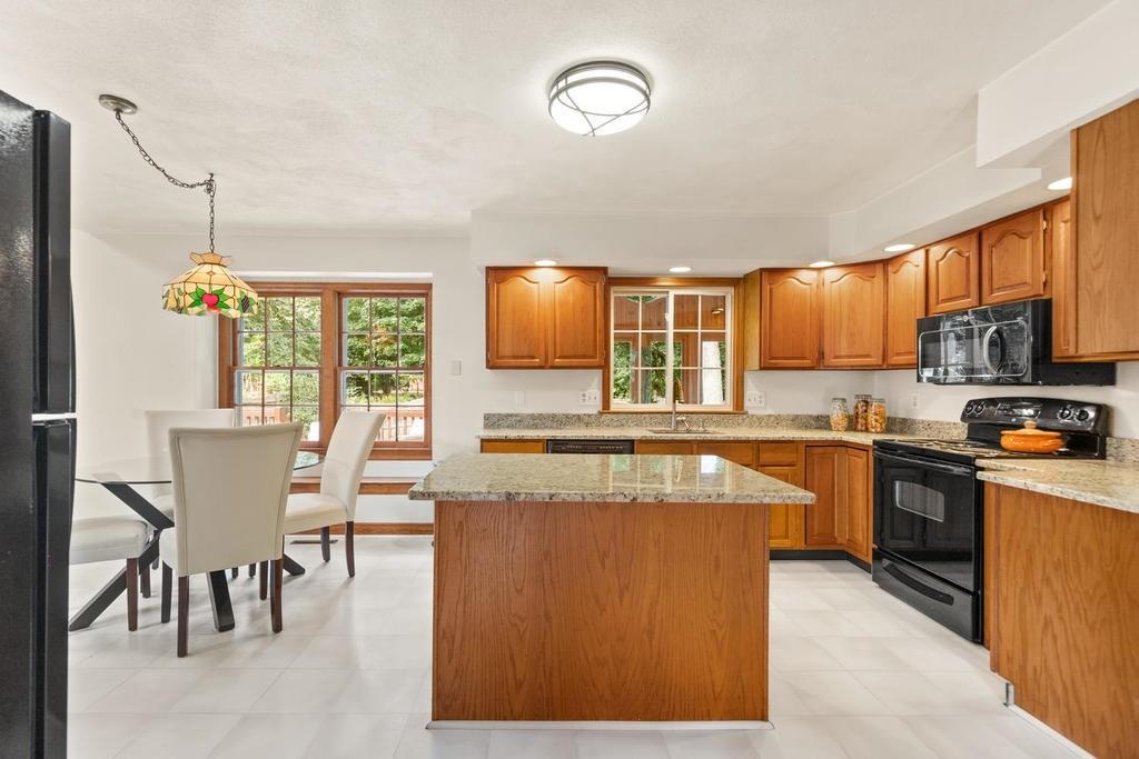 25 Valleyfield Street Lexington, MA 02421 - Photo 18 of 30