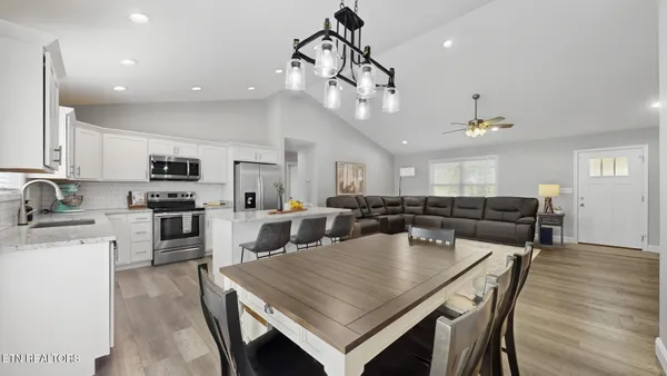 $345,000 | 302 Luttrell Road, Luttrell, TN 37779