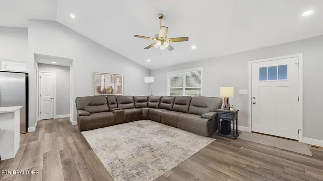 $355,000 | 302 Luttrell Road, Luttrell, TN 37779