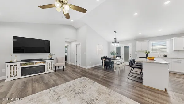 $345,000 | 302 Luttrell Road, Luttrell, TN 37779