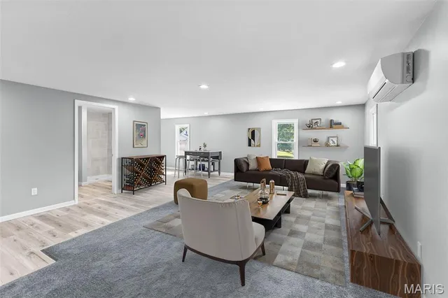 $274,900 | 314 North Church Street, Waterloo, IL 62298