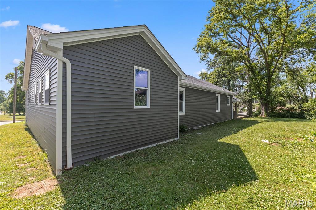 314 North Church Street Waterloo, IL 62298 - Photo 8 of 47