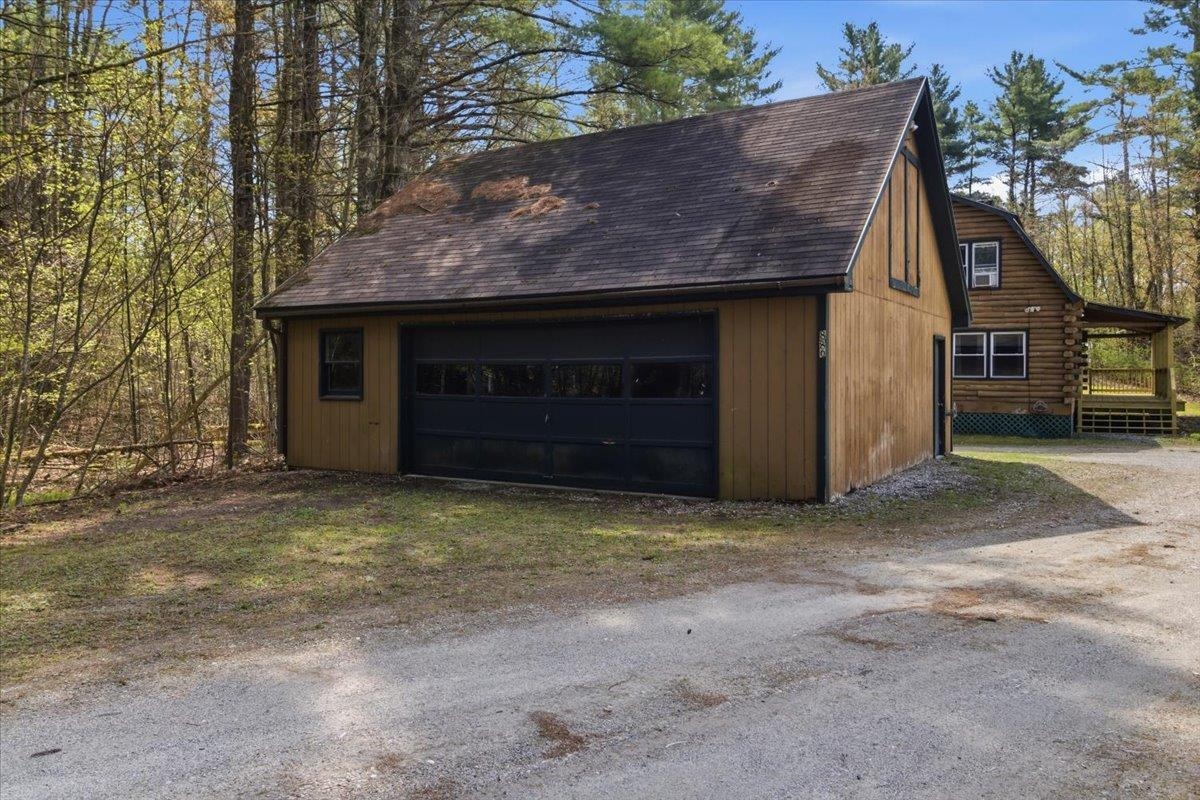 886 Hidden Valley Road Shaftsbury, VT 05262 - Photo 4 of 45
