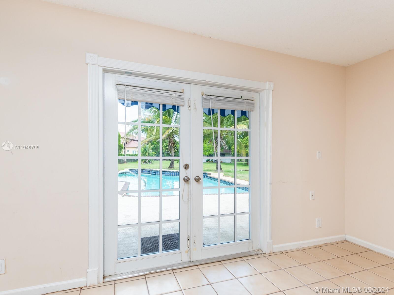 14402 Stirling Road Southwest Ranches, FL 33330 - Photo 12 of 26