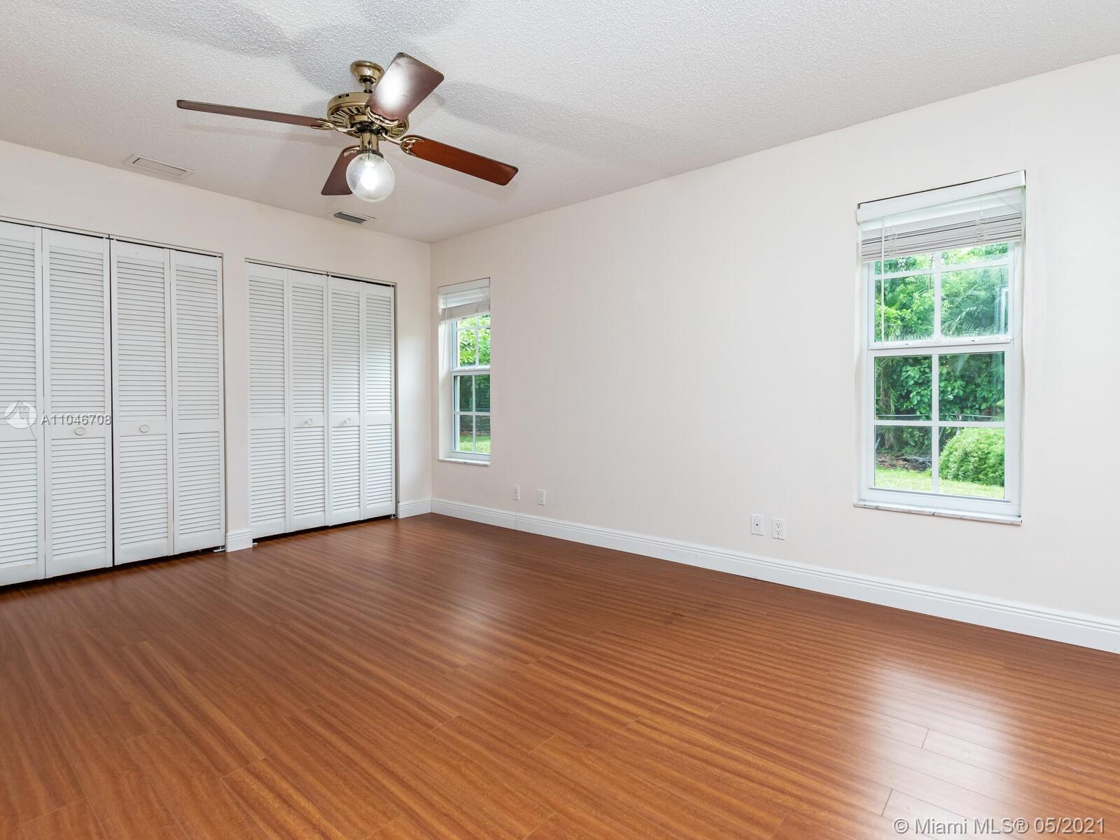 14402 Stirling Road Southwest Ranches, FL 33330 - Photo 16 of 26
