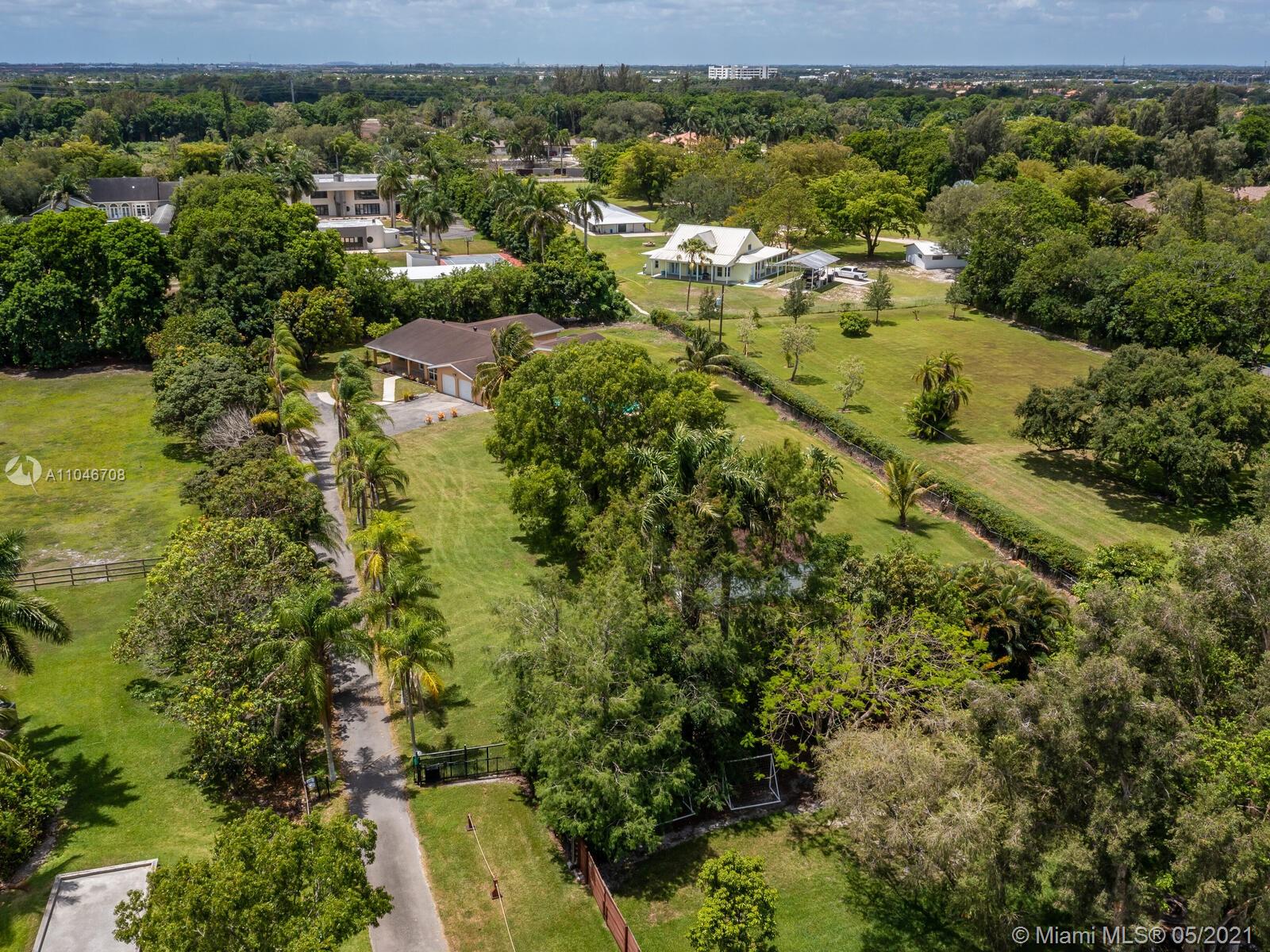 14402 Stirling Road Southwest Ranches, FL 33330 - Photo 3 of 26