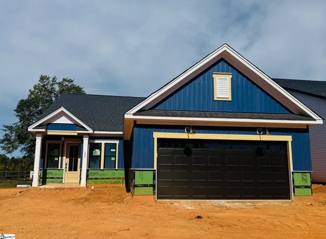 $500,000 | 202 Highland Street, Taylors, SC 29687