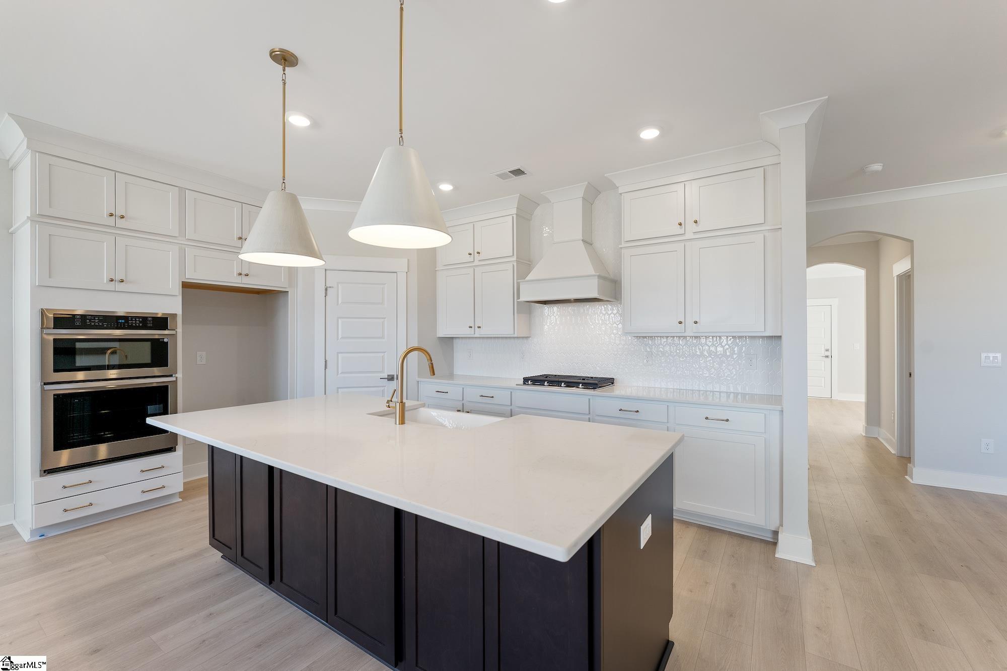 202 Highland Street Taylors, SC 29687 - Photo 8 of 27