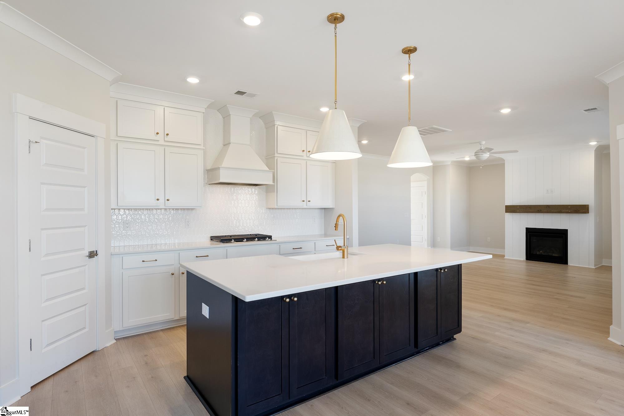 202 Highland Street Taylors, SC 29687 - Photo 10 of 27