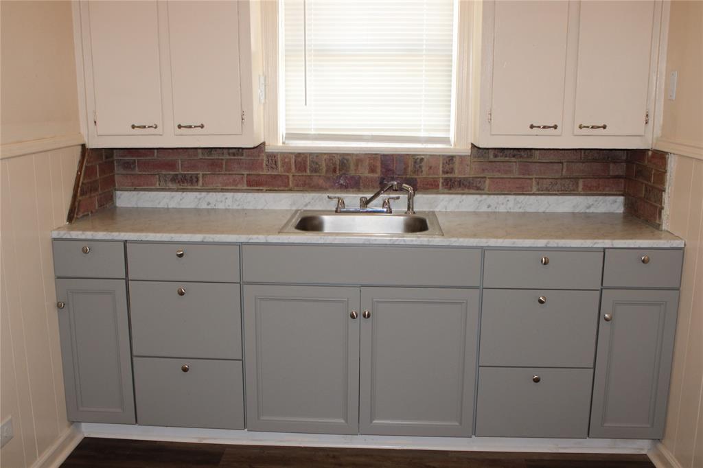 2732 North 23rd Street Waco, TX 76708 - Photo 4 of 15