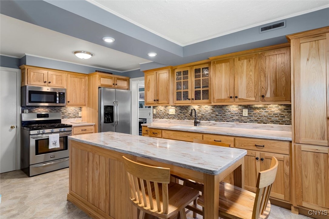 430 Sylvan Street Oneida, NY 13421 - Photo 12 of 50 kitchen