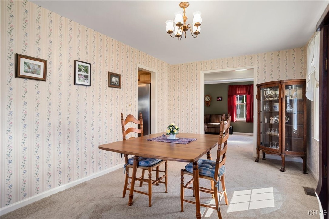 430 Sylvan Street Oneida, NY 13421 - Photo 17 of 50 dining room