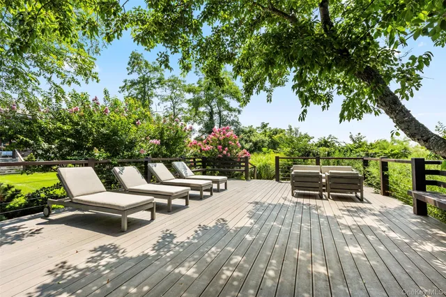 a outdoor view with a sitting space