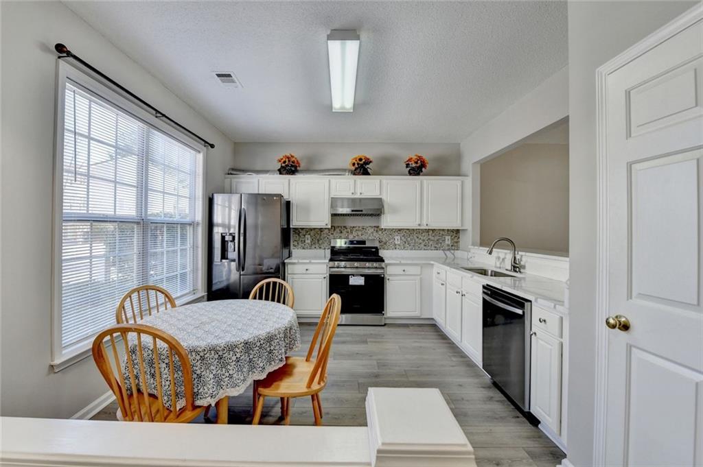 4061 Howell Park Road Duluth, GA 30096 - Photo 11 of 43