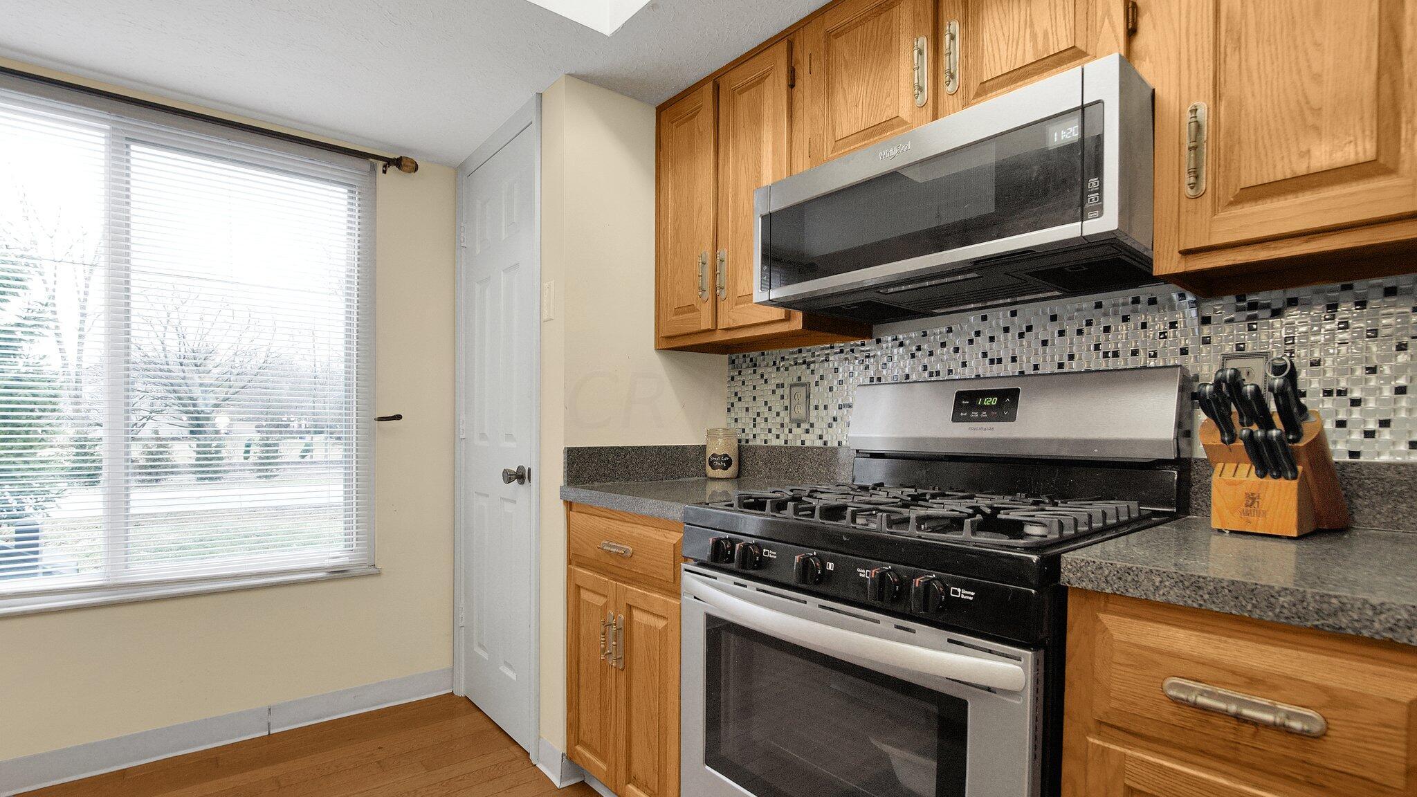 6994 Avery Road Dublin, OH 43017 - Photo 15 of 30 16-web-or-mls-6994-avery-rd