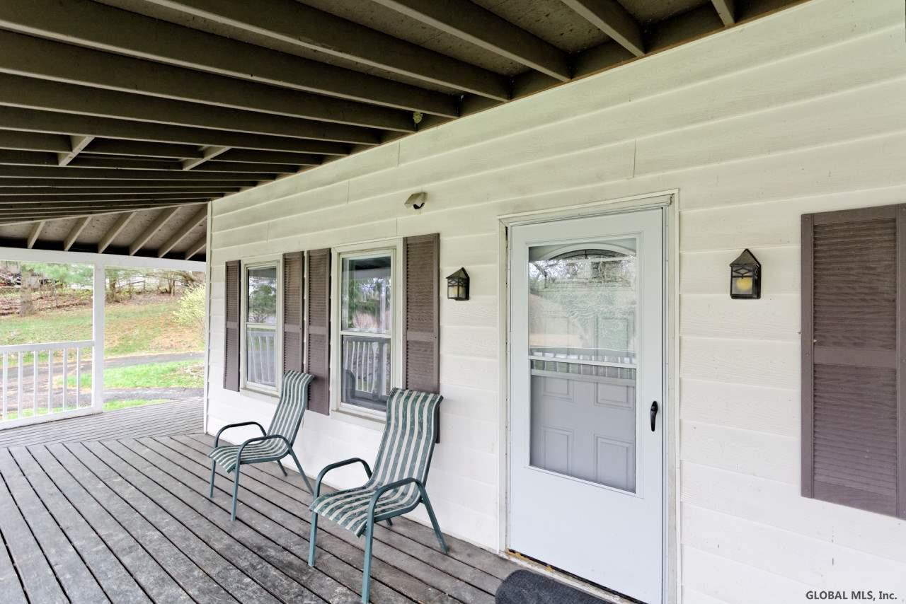 343 Phillips Road Pittstown, NY 12185 - Photo 3 of 24 Photo 3