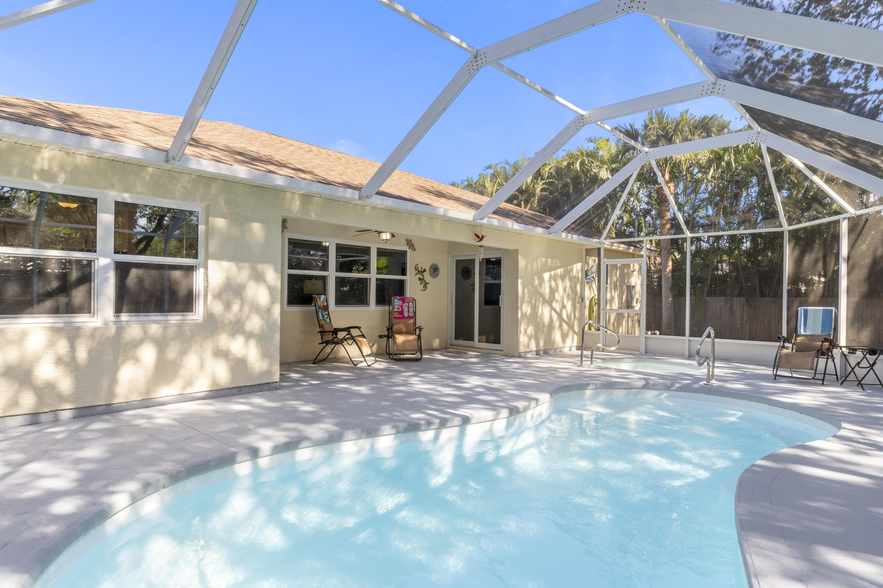 789 Vocelle Avenue Sebastian, FL 32958 - Photo 2 of 37 a view of a house with backyard