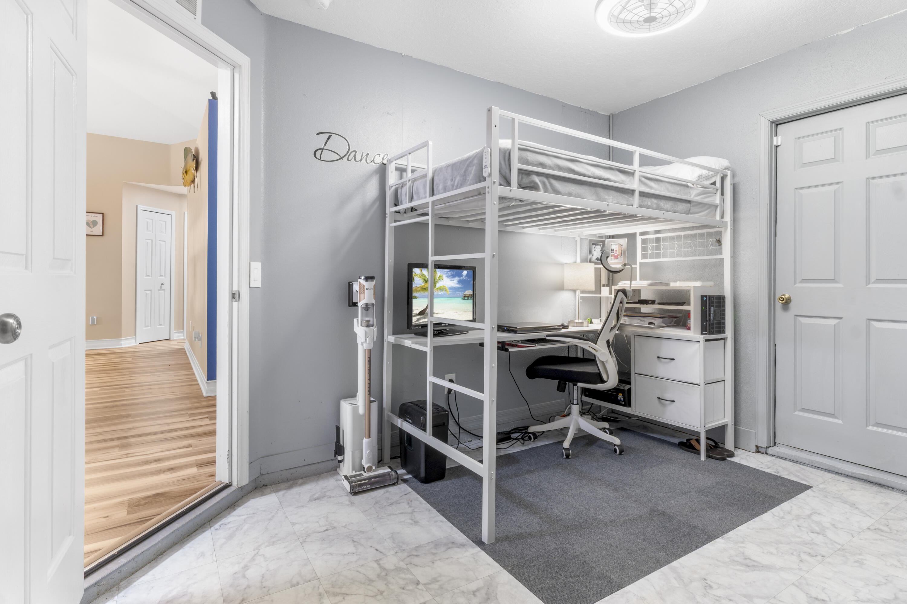 789 Vocelle Avenue Sebastian, FL 32958 - Photo 27 of 37 a view of an empty room